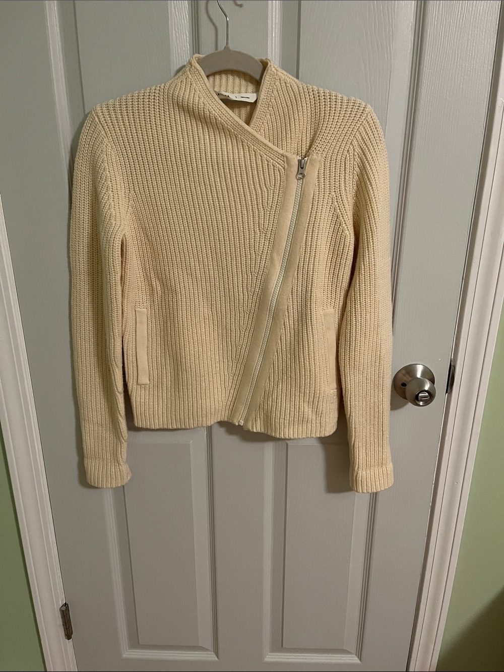 Athleta Cream Asymmetrical Zip Ribbed Cardigan